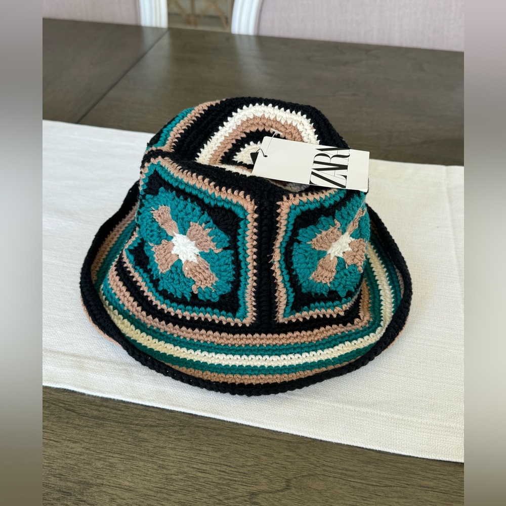 Zara Crochet Granny Square Boho Indie Festival Multi Color Bucket Hat Sz Medium